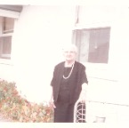 Barbara Mills at Bill and Lee's home